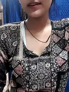 Snapshot of Raj-kumari chatting on October 2025 04:04:02 PM Raj-kumari online show from October 2025 04:04:02 PM