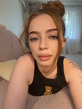 Snapshot of Hannah_xBaby chatting on July 2026 08:08:01 AM Hannah xBaby online show from July 2026 08:08:01 AM
