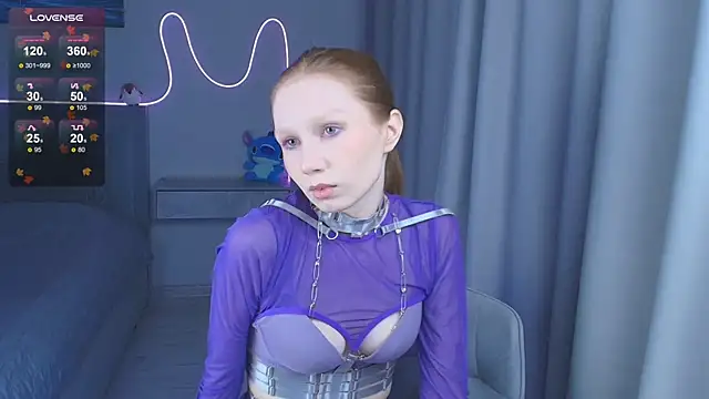 FoxyMira online show from November 2025 01:07:02 PM