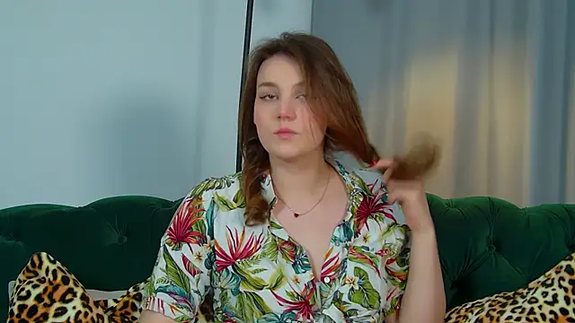 KarenClarks online show from September 2025 06:31:01 PM