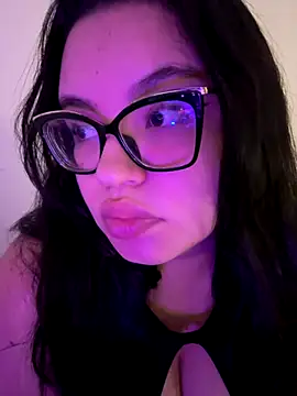 Emily Taylor2 online show from January 2026 02:04:02 AM