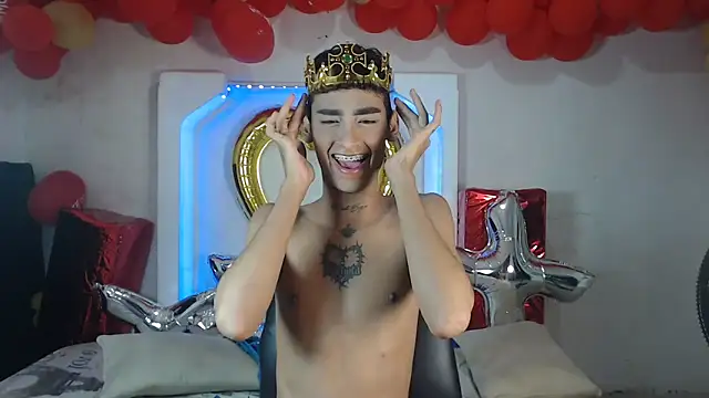 Snapshot of gabo_hotboy chatting on September 2025 12:46:02 AM gabo hotboy online show from September 2025 12:46:02 AM