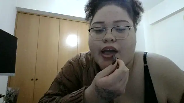 Snapshot of GoddessMocha chatting on February 2026 07:12:01 PM GoddessMocha online show from February 2026 07:12:01 PM