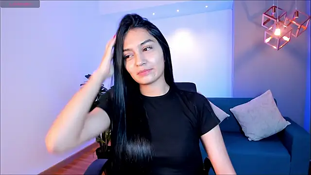 AidaJones online show from April 2026 01:05:02 PM