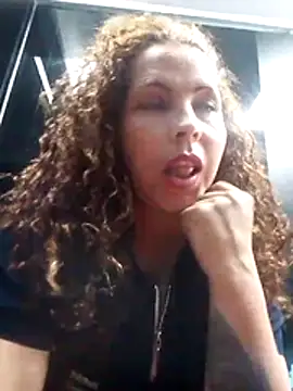 Yanis Ariel12 online show from December 2025 12:25:02 PM