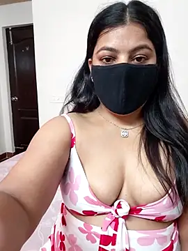 Snapshot of Aavya_007 chatting on May 2026 04:30:01 AM Aavya 007 online show from May 2026 04:30:01 AM
