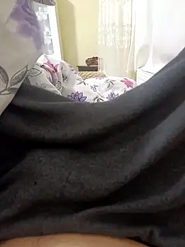 byemre09 online show from February 2026 05:42:01 PM