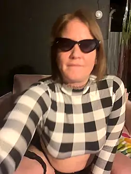 bigb00tycass online show from December 2025 04:28:02 AM