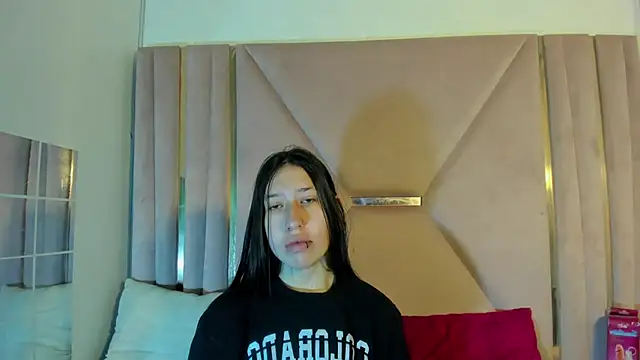 Snapshot of venusmorgan chatting on September 2025 03:46:02 PM venusmorgan online show from September 2025 03:46:02 PM