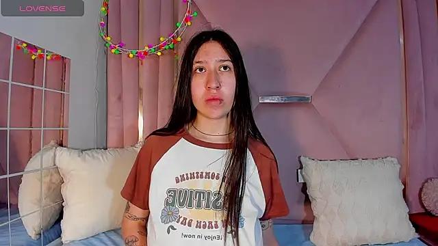 Snapshot of venusmorgan chatting on January 2026 04:20:02 PM venusmorgan online show from January 2026 04:20:02 PM