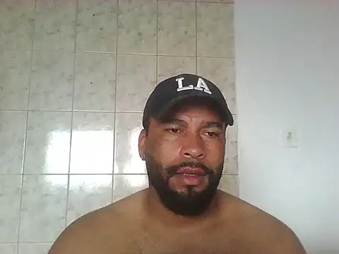 Snapshot of OliveiraSeven chatting on May 2026 06:59:01 PM OliveiraSeven online show from May 2026 06:59:01 PM