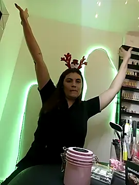 Secret Bella online show from December 2025 10:28:02 PM