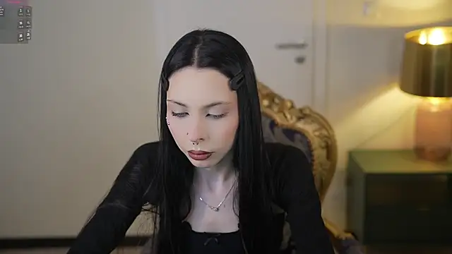 VivianSweet  online show from February 2026 11:20:01 AM