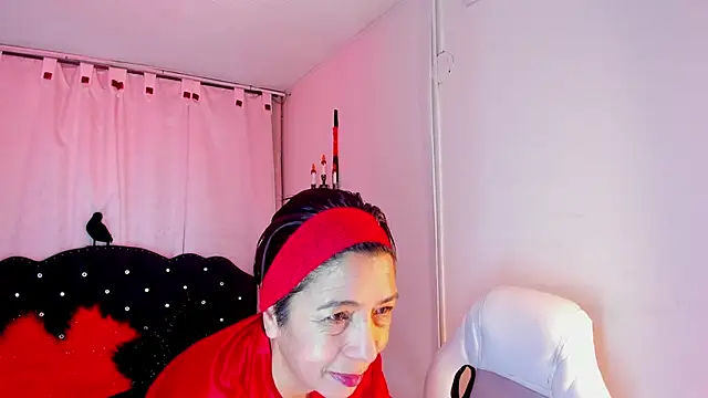 Trinityy   online show from January 2026 03:58:01 PM