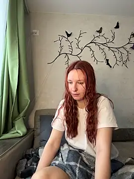 Hera Mark online show from November 2025 05:53:02 AM