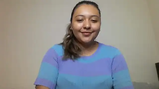Snapshot of ALANA_150 chatting on July 2026 01:53:02 PM ALANA 150 online show from July 2026 01:53:02 PM