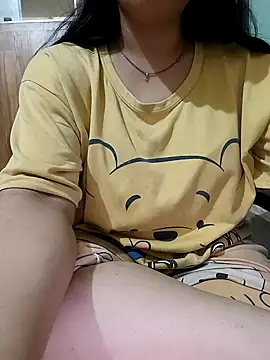Snapshot of roshni_agrawal0 chatting on September 2025 08:25:01 AM roshni agrawal0 online show from September 2025 08:25:01 AM