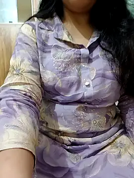Snapshot of roshni_agrawal0 chatting on October 2025 07:49:02 AM roshni agrawal0 online show from October 2025 07:49:02 AM