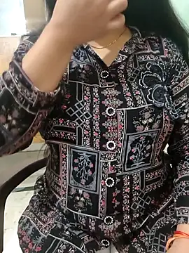 Snapshot of roshni_agrawal0 chatting on October 2025 05:49:02 AM roshni agrawal0 online show from October 2025 05:49:02 AM