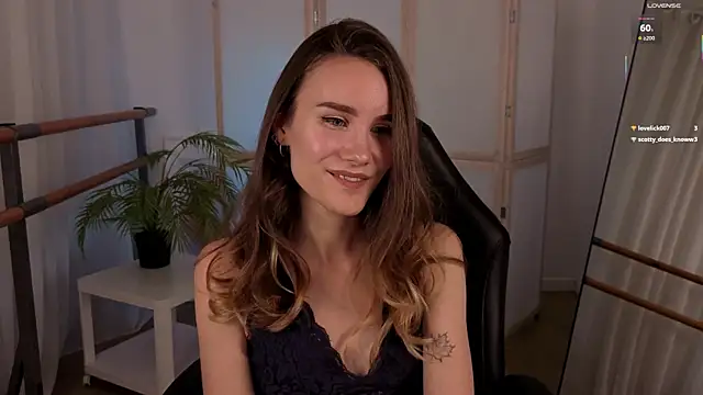 Snapshot of _Clare_Florence_ chatting on September 2025 01:34:02 PM  Clare Florence  online show from September 2025 01:34:02 PM