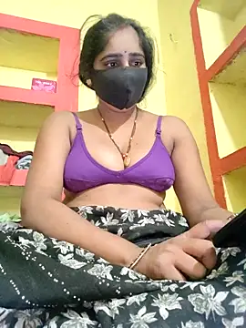 Snapshot of Falguni_Desai chatting on November 2025 02:14:01 AM Falguni Desai online show from November 2025 02:14:01 AM