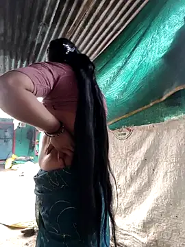 Snapshot of Falguni_Desai chatting on December 2025 02:08:02 AM Falguni Desai online show from December 2025 02:08:02 AM