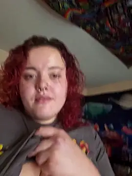 nuttiebuddy1 online show from September 2025 05:02:02 PM