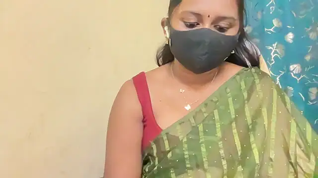 Snapshot of Pavani-Sexy chatting on April 2026 05:28:01 PM Pavani-Sexy online show from April 2026 05:28:01 PM