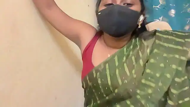 Snapshot of Pavani-Sexy chatting on April 2026 07:07:02 PM Pavani-Sexy online show from April 2026 07:07:02 PM