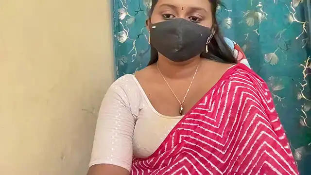Snapshot of Pavani-Sexy chatting on May 2026 06:46:02 PM Pavani-Sexy online show from May 2026 06:46:02 PM
