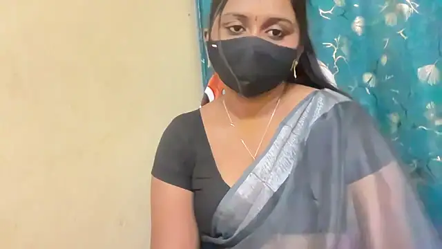 Snapshot of Pavani-Sexy chatting on May 2026 05:54:02 PM Pavani-Sexy online show from May 2026 05:54:02 PM