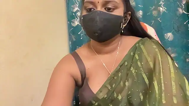 Snapshot of Pavani-Sexy chatting on May 2026 05:51:02 PM Pavani-Sexy online show from May 2026 05:51:02 PM