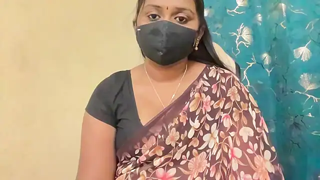 Snapshot of Pavani-Sexy chatting on May 2026 06:46:02 PM Pavani-Sexy online show from May 2026 06:46:02 PM