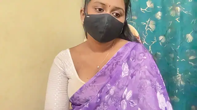 Snapshot of Pavani-Sexy chatting on May 2026 06:02:01 PM Pavani-Sexy online show from May 2026 06:02:01 PM