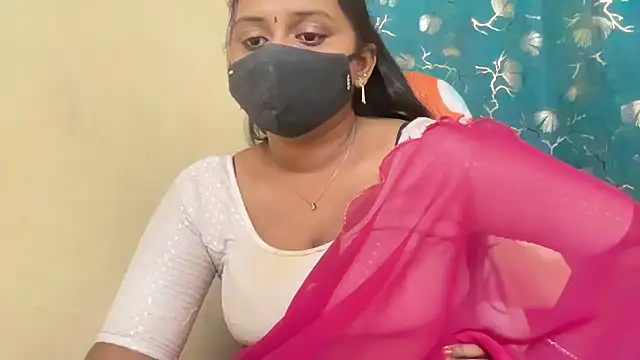 Snapshot of Pavani-Sexy chatting on May 2026 06:49:02 PM Pavani-Sexy online show from May 2026 06:49:02 PM