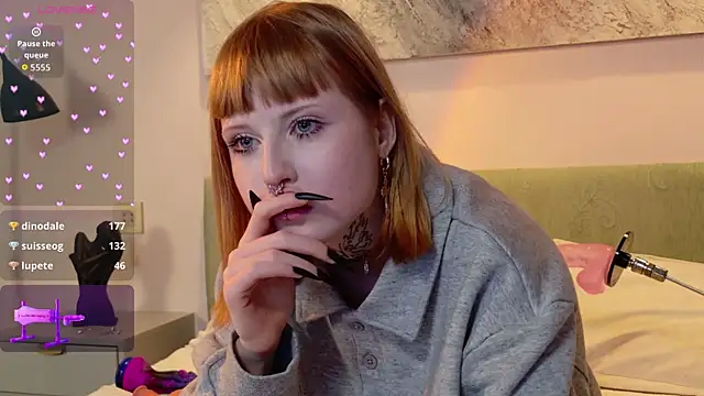 Snapshot of MilkMeSoftly chatting on April 2026 12:29:02 PM MilkMeSoftly online show from April 2026 12:29:02 PM