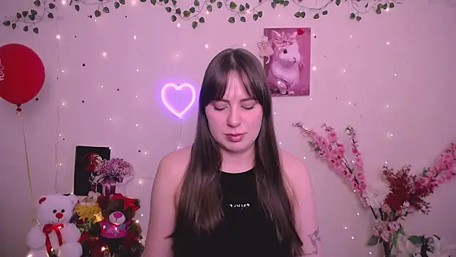 Amanda Bright  online show from April 2026 11:02:02 AM