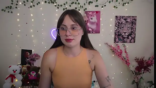 Snapshot of Amanda_Bright_ chatting on July 2026 09:39:01 AM Amanda Bright online show from July 2026 09:39:01 AM
