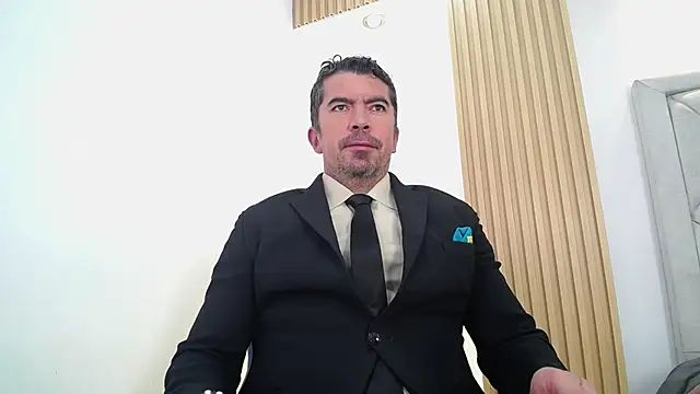 Snapshot of JuanKFit_45 chatting on April 2026 01:41:02 PM JuanKFit 45 online show from April 2026 01:41:02 PM