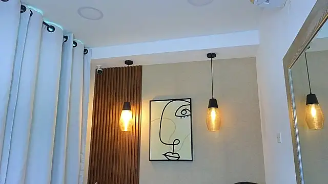 Lia Mar  online show from December 2025 06:12:01 PM