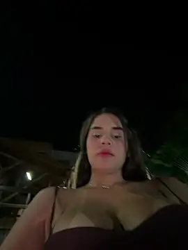 BellaLeclair online show from April 2026 12:37:02 AM