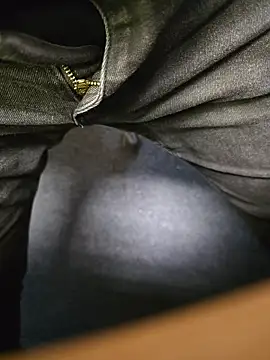 Oorse1966 online show from March 2026 02:33:02 PM