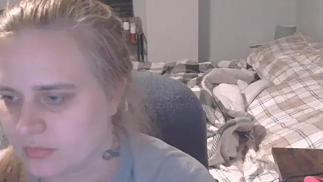 Snapshot of Sexyblonde12344 chatting on November 2025 11:40:02 PM Sexyblonde12344 online show from November 2025 11:40:02 PM