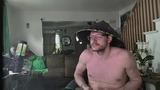 Snapshot of MasterDaddyCool chatting on April 2026 10:56:02 PM MasterDaddyCool online show from April 2026 10:56:02 PM