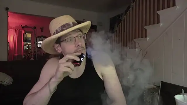 Snapshot of MasterDaddyCool chatting on May 2026 01:11:01 AM MasterDaddyCool online show from May 2026 01:11:01 AM