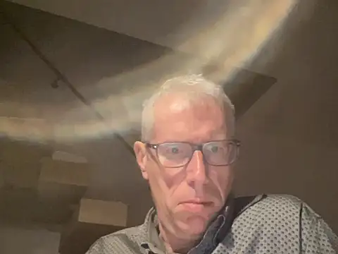 choupipat1 online show from October 2025 04:20:02 AM