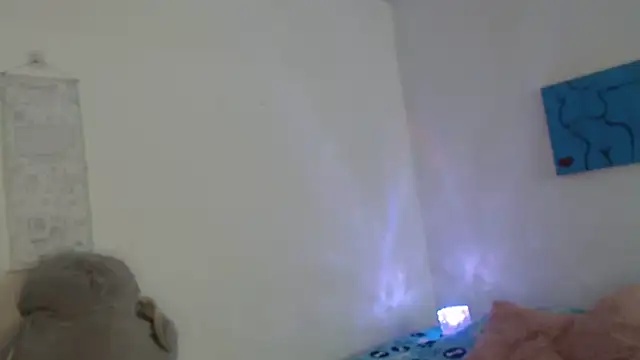 Victoria new online show from October 2025 08:51:01 PM