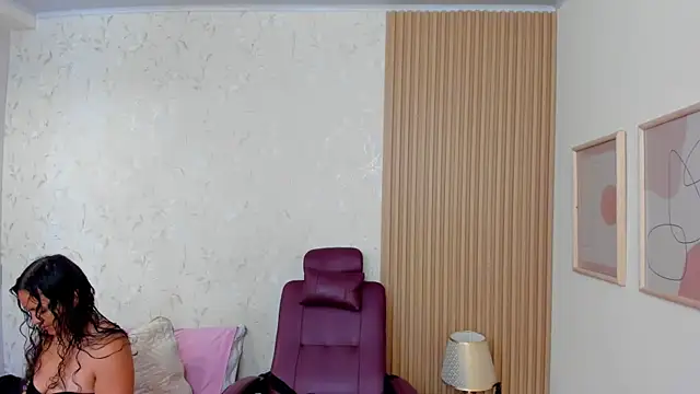 bellarivera  online show from October 2025 12:14:02 PM