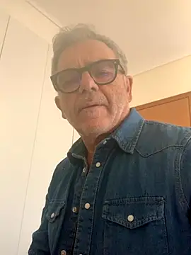 MARCO NI online show from December 2025 03:07:02 PM