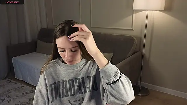 cutienaughtygirl online show from October 2025 08:36:02 AM